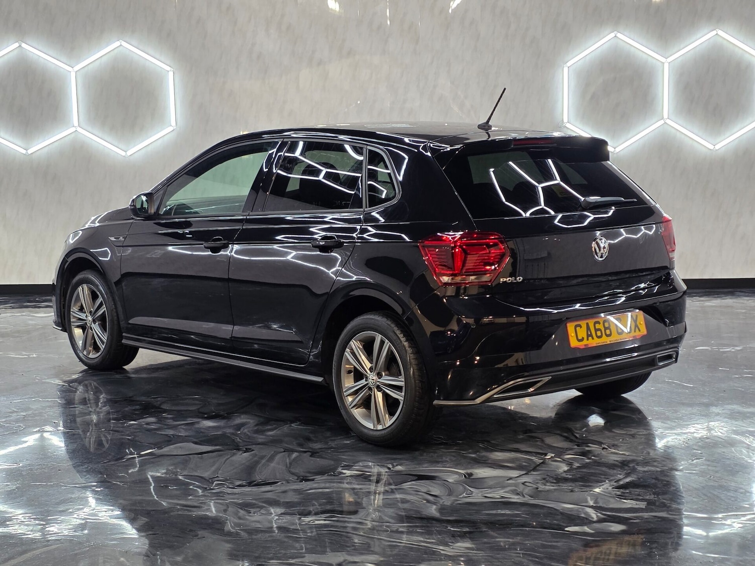 Used Volkswagen Polo 2018 for sale - 77195262: Photo 4