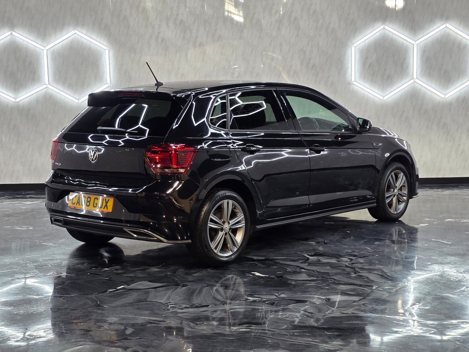 Used Volkswagen Polo 2018 for sale - 77195262: Photo 6