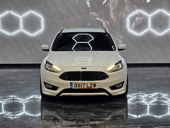 Used Ford Focus 2017 for sale - 77731025: Photo