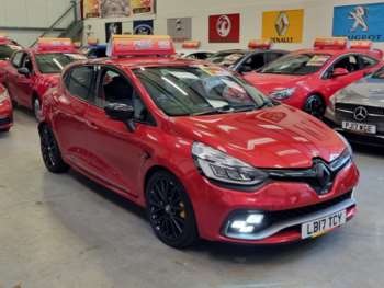 2017 (17) - RENAULTSPORT NAV TROPHY 5-Door