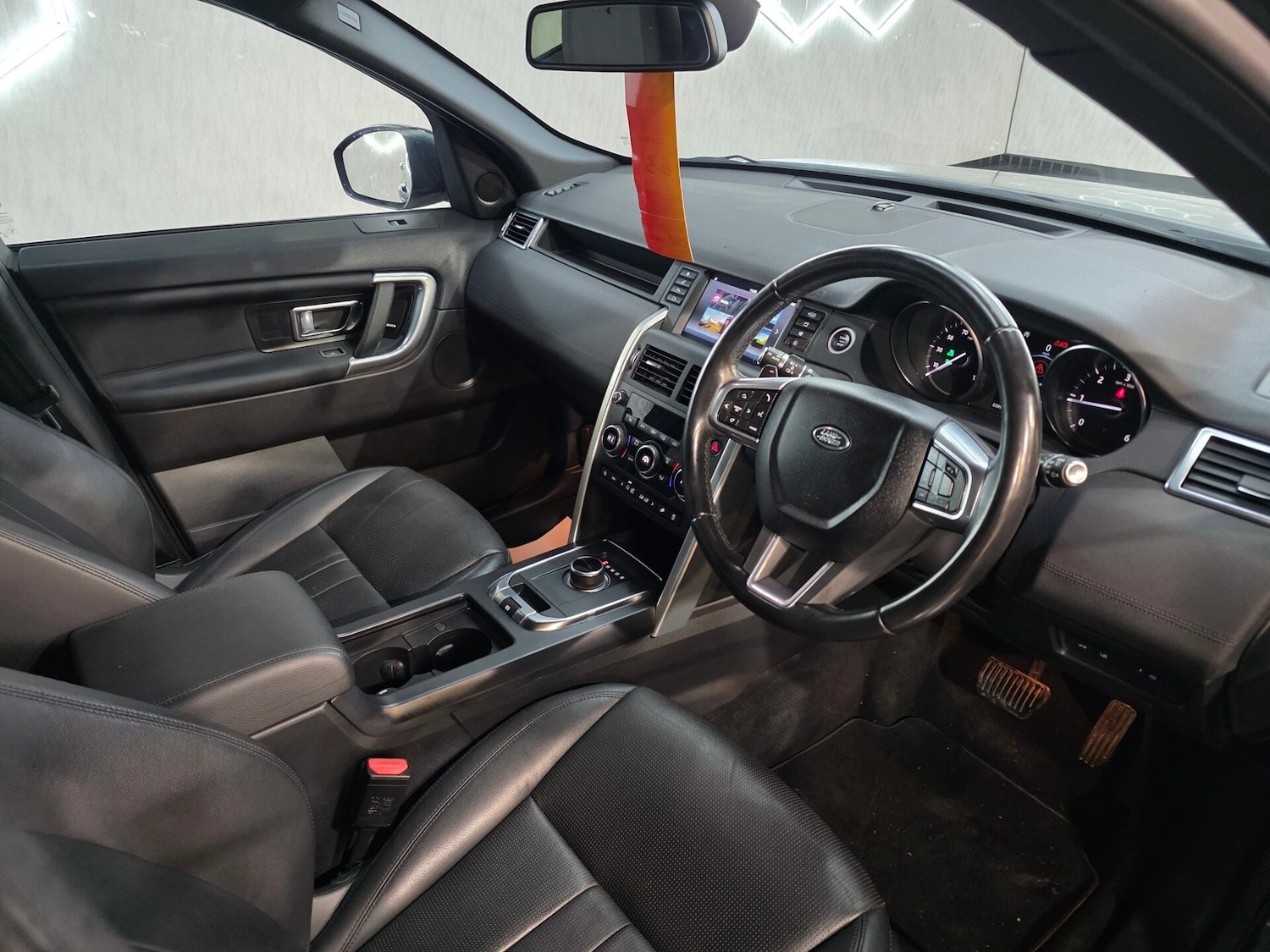 Used Land Rover Discovery Sport 2019 for sale - 75945050: Photo 11