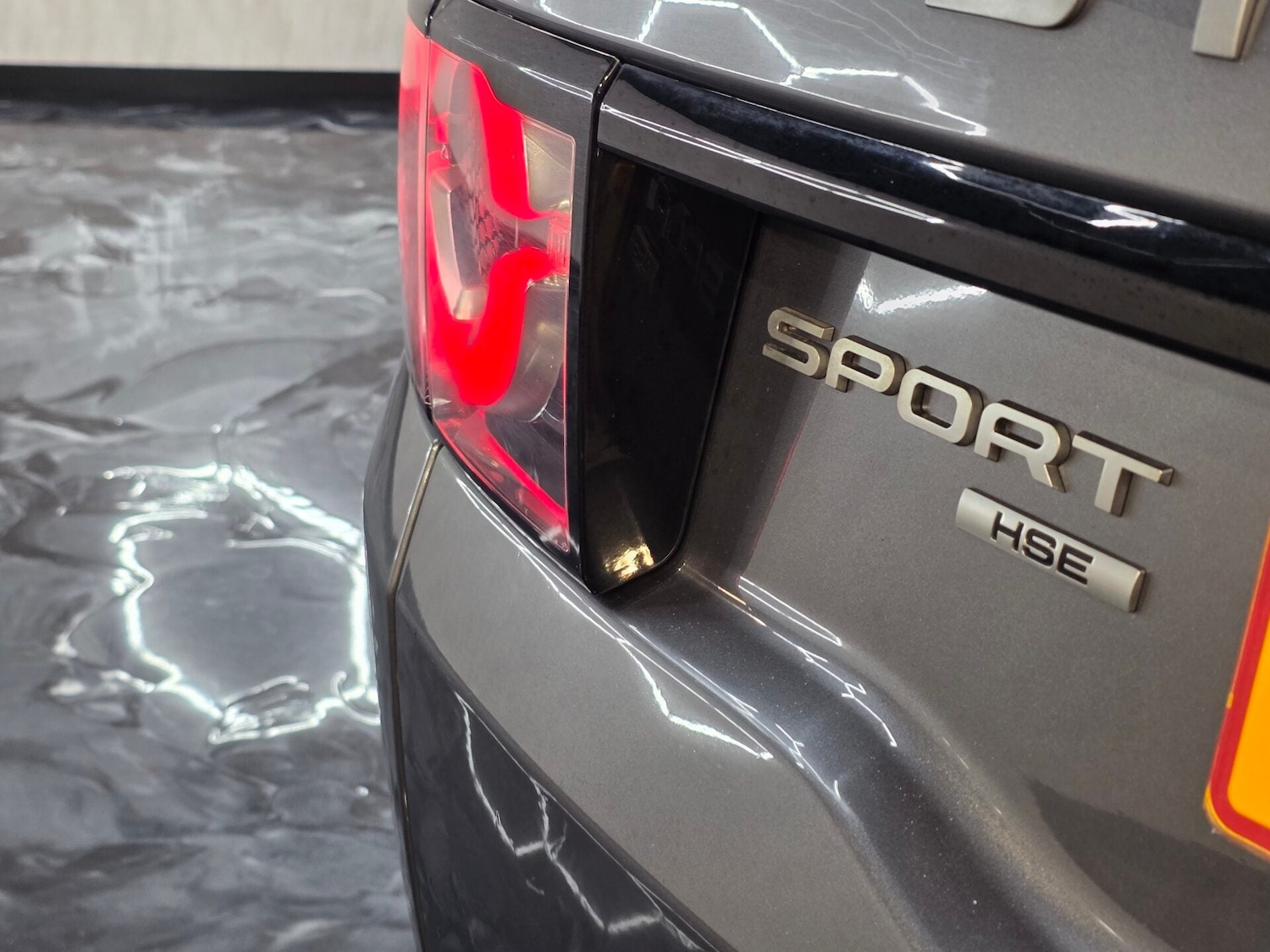 Used Land Rover Discovery Sport 2019 for sale - 75945050: Photo 9