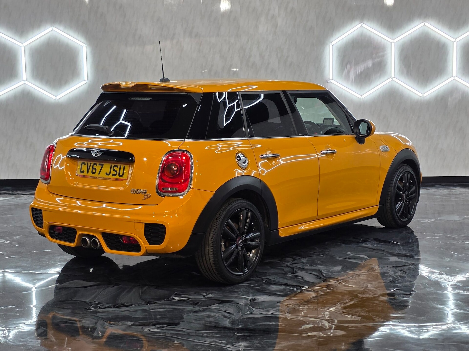 Used MINI Hatch 2017 for sale - 75945056: Photo 6