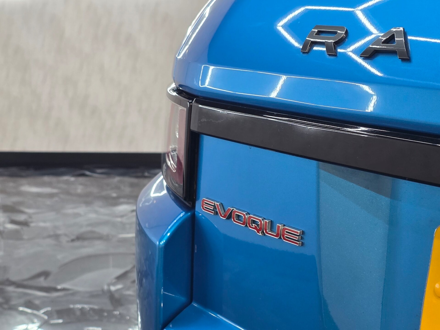 Used Land Rover Range Rover Evoque 2018 for sale - 78064369: Photo 11