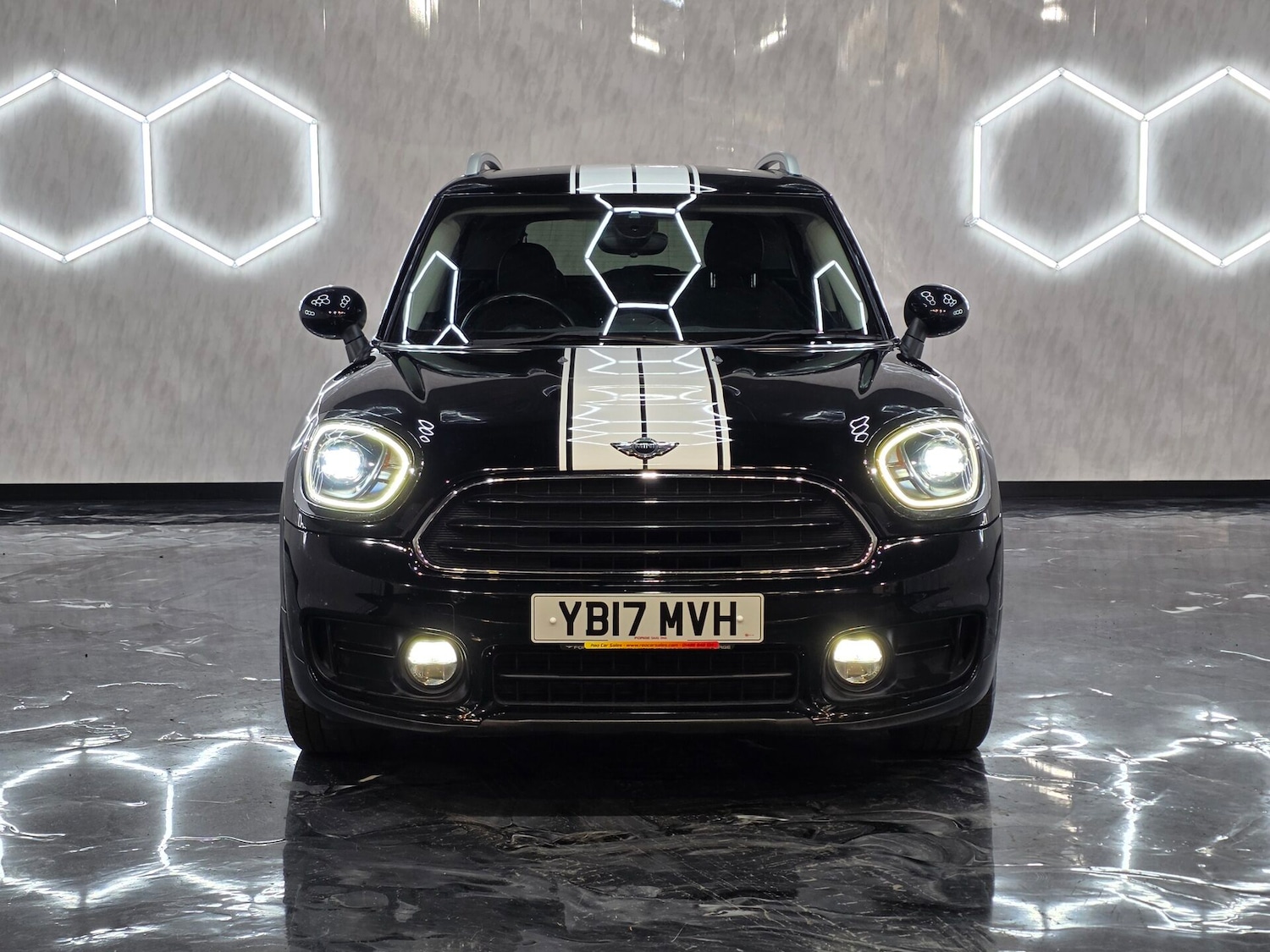 Used MINI Countryman 2017 for sale - 76520112: Photo 2