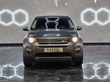 Used Land Rover Discovery Sport 2017 for sale - 78614311: Photo