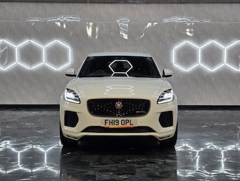 Used Jaguar E-Pace 2019 for sale - 77528192: Photo