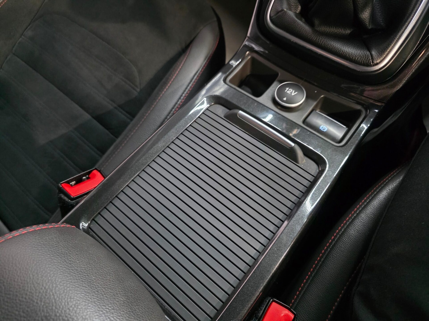 Used Ford Kuga 2018 for sale - 75945059: Photo 19