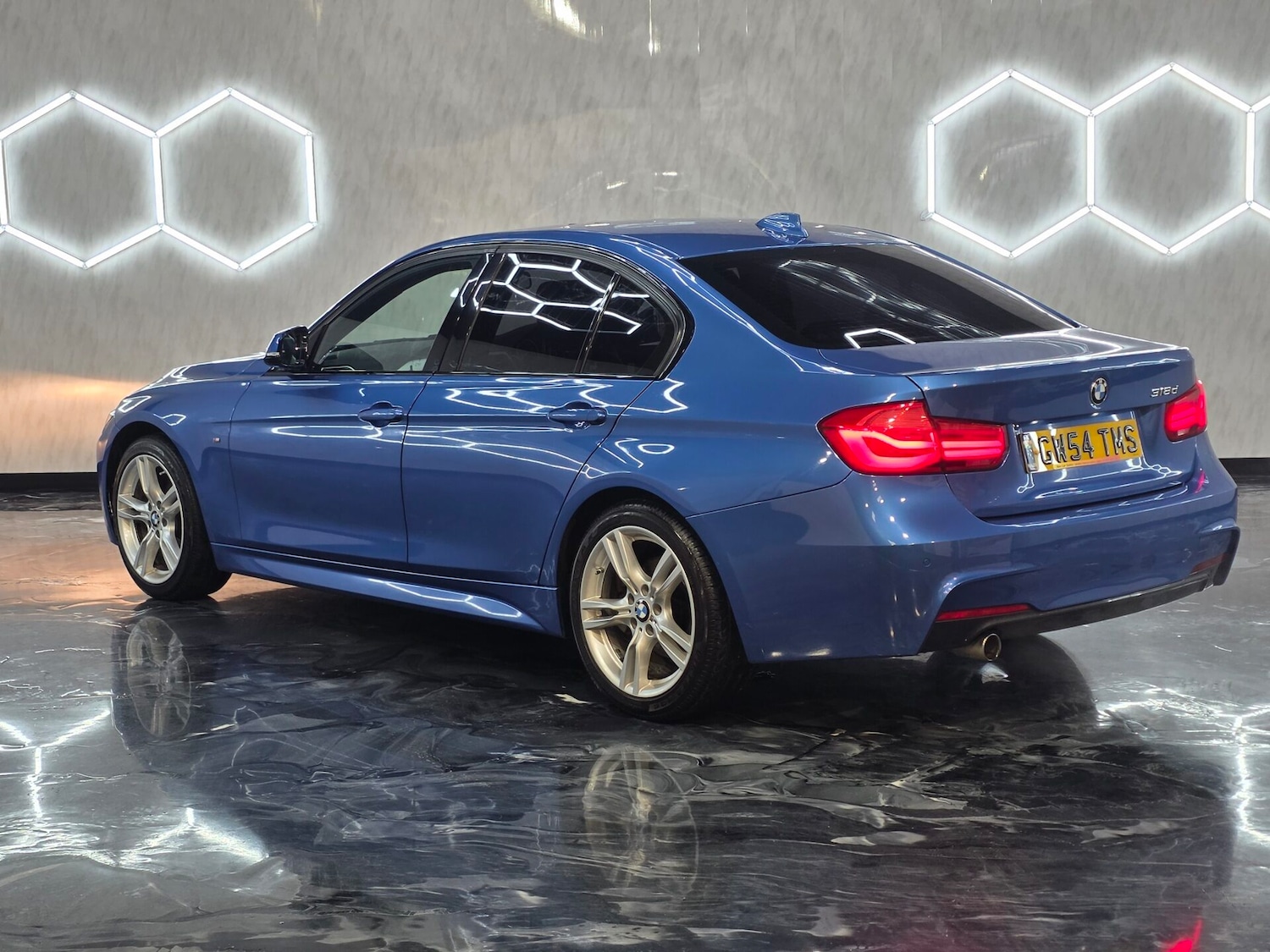 Used BMW 3 Series 2015 for sale - 77985032: Photo 5