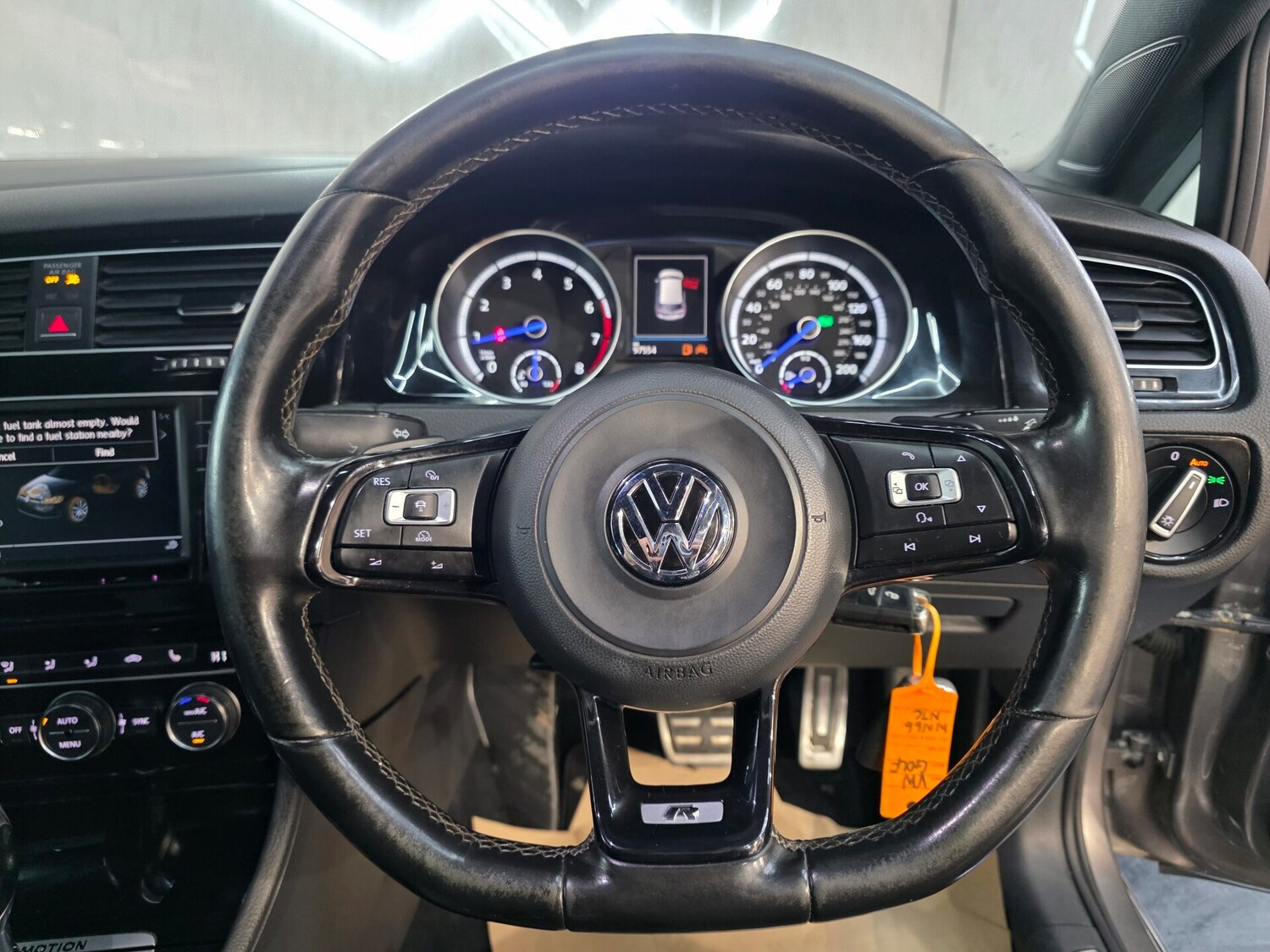 Used Volkswagen Golf 2016 for sale - 77831876: Photo 15