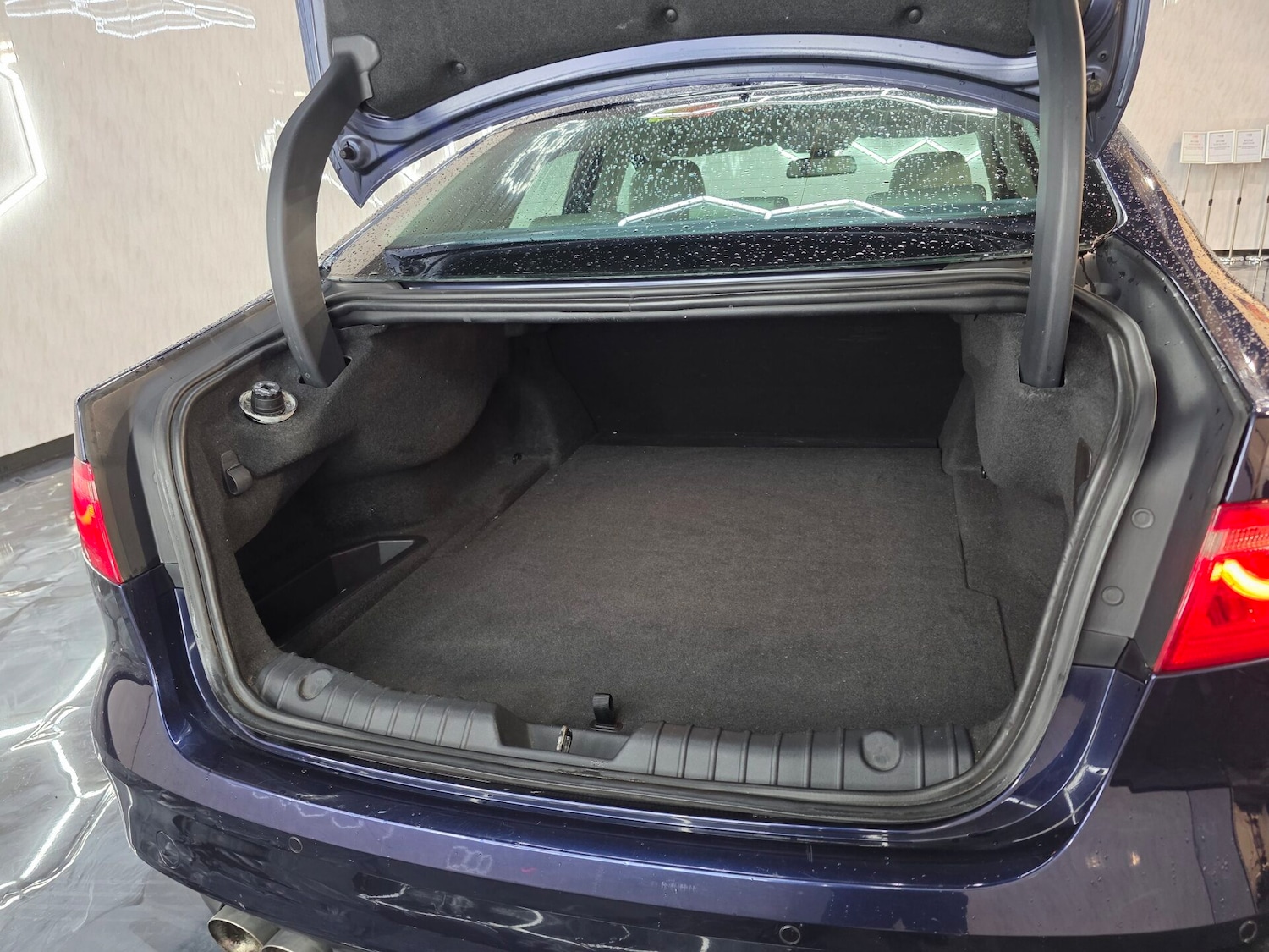 Used Jaguar XF 2017 for sale - 76353756: Photo 22