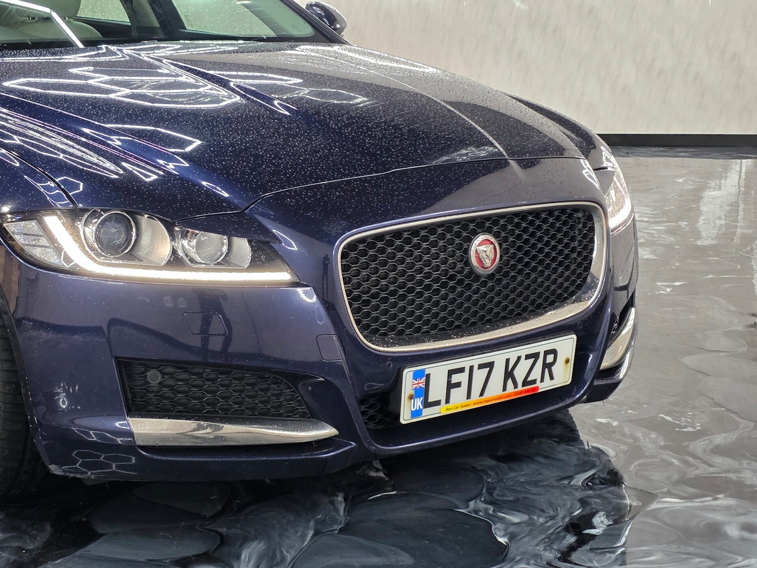 Used Jaguar XF 2017 for sale - 76353756: Photo 7