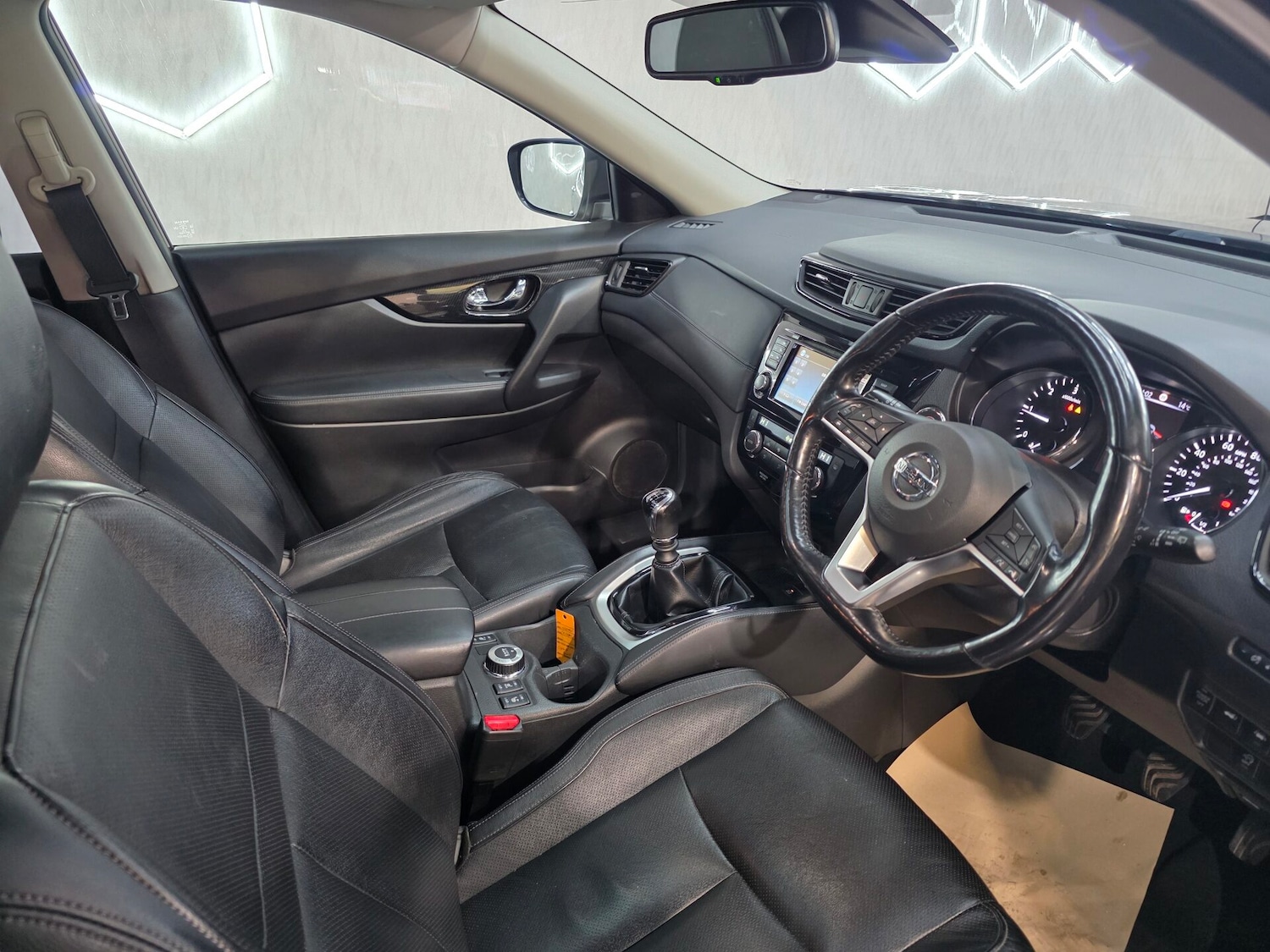 Used Nissan X-Trail 2018 for sale - 76287050: Photo 11