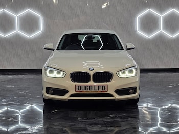 Used BMW 1 Series 2018 for sale - 77137105: Photo