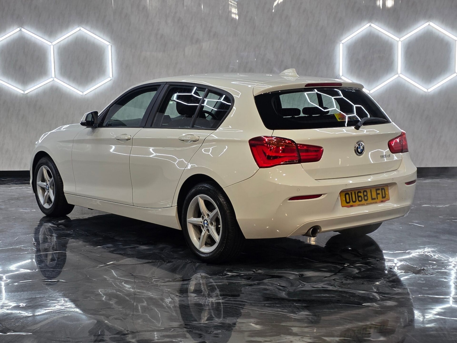 Used BMW 1 Series 2018 for sale - 77137105: Photo 4