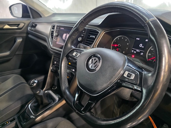 Used Volkswagen T-Roc 2018 for sale - 75426558: Photo 12