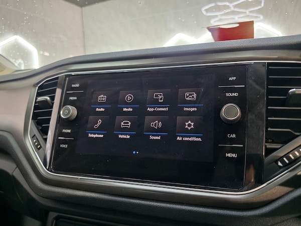 Used Volkswagen T-Roc 2018 for sale - 75426558: Photo 14