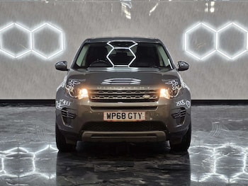 Used Land Rover Discovery Sport 2018 for sale - 78614334: Photo