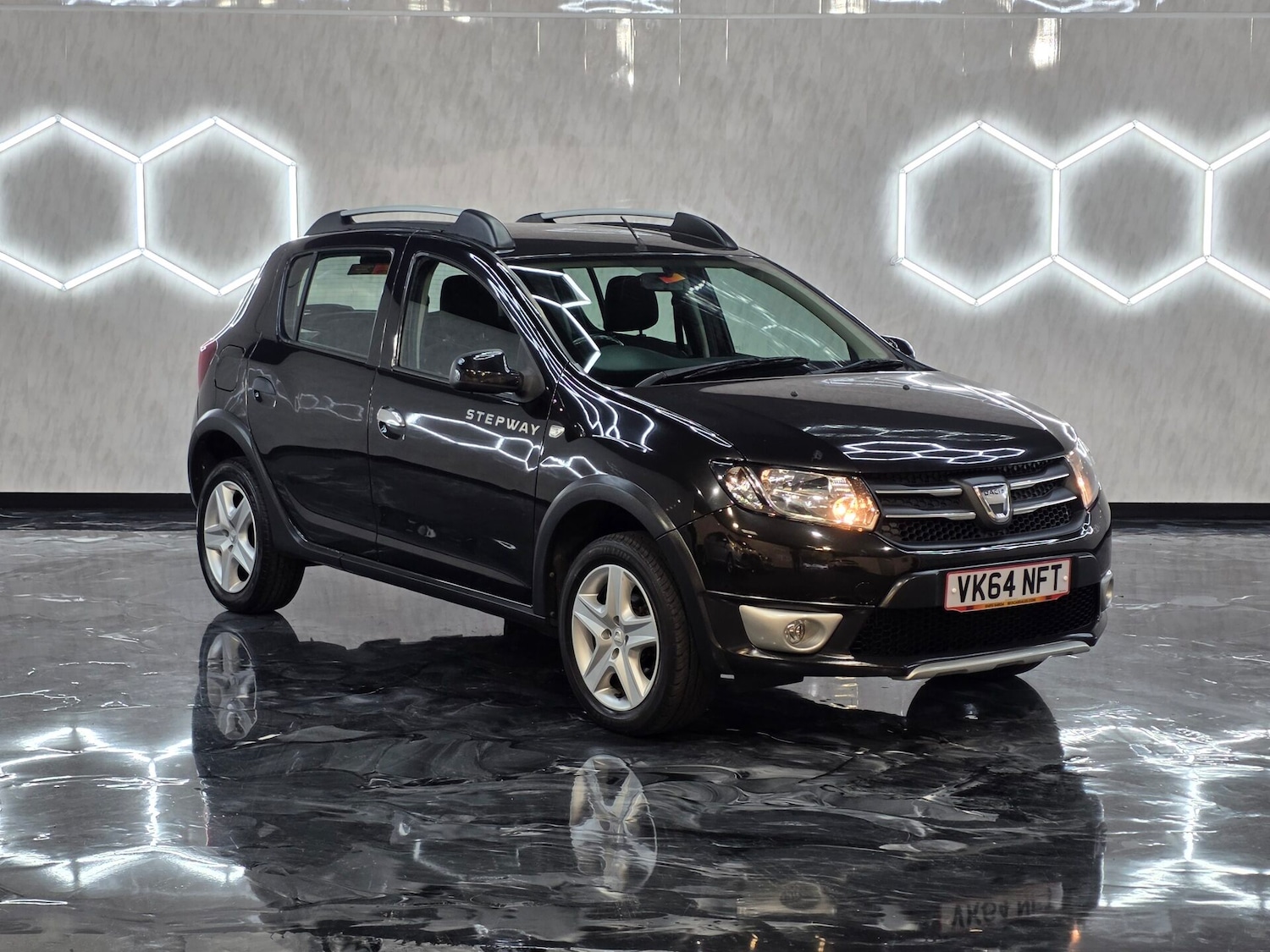 Used Dacia Sandero Stepway 2014 for sale - 76077887: Photo 1