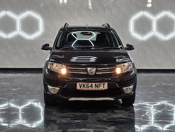 Used Dacia Sandero Stepway 2014 for sale - 76077887: Photo