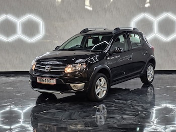 Used Dacia Sandero Stepway 2014 for sale - 76077887: Photo