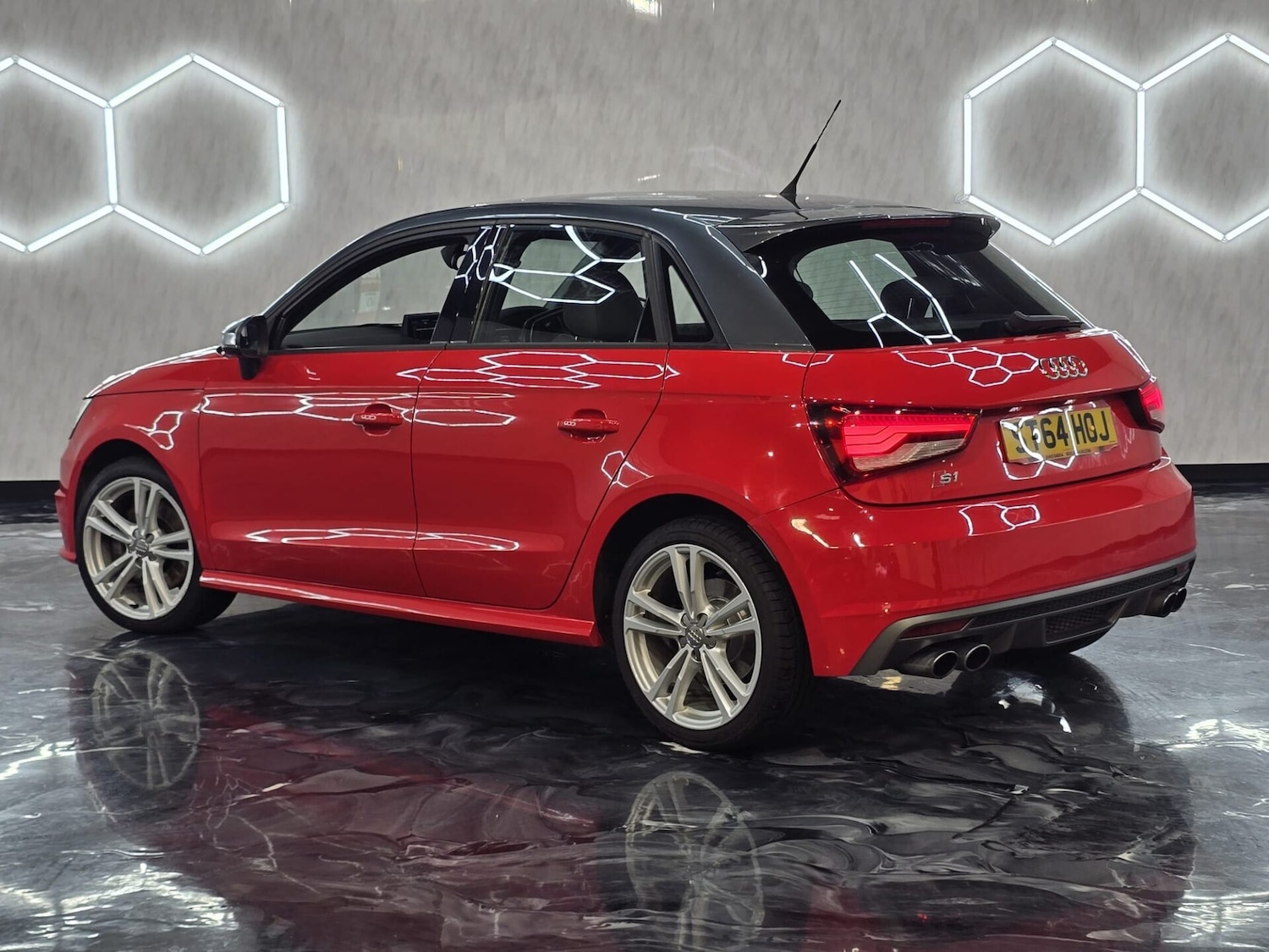 Used Audi A1 2014 for sale - 75945058: Photo 6