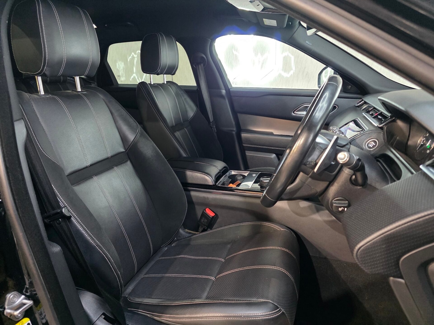 Used Land Rover Range Rover Velar 2018 for sale - 76340414: Photo 12