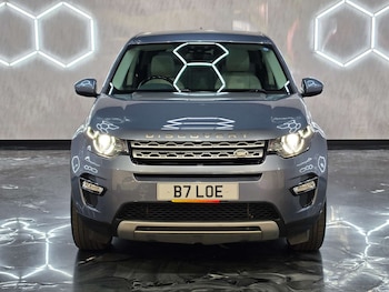 Used Land Rover Discovery Sport 2017 for sale - 79468198: Photo