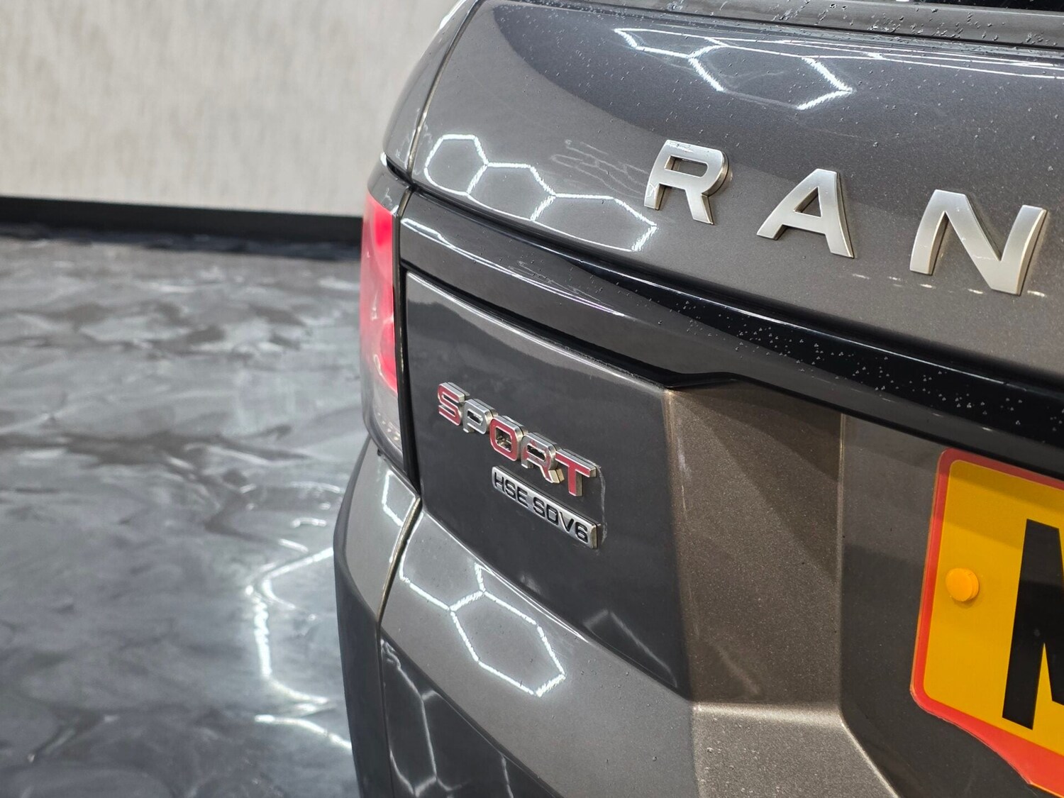 Used Land Rover Range Rover Sport 2014 for sale - 77195257: Photo 11