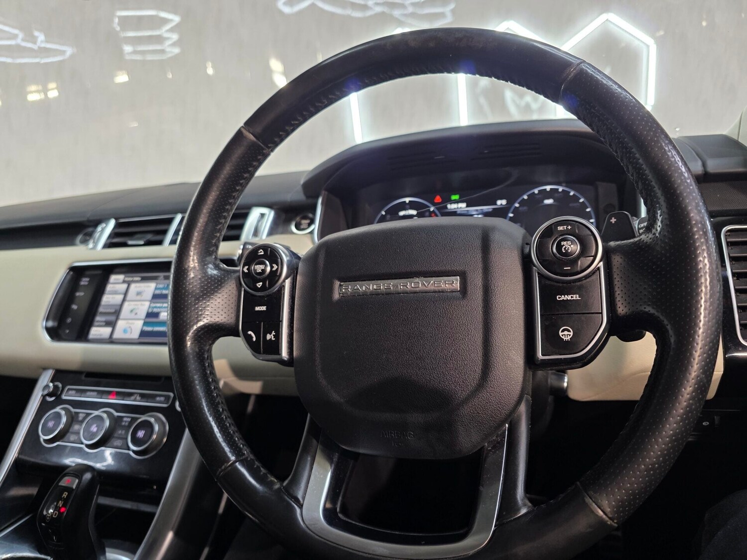 Used Land Rover Range Rover Sport 2014 for sale - 77195257: Photo 14