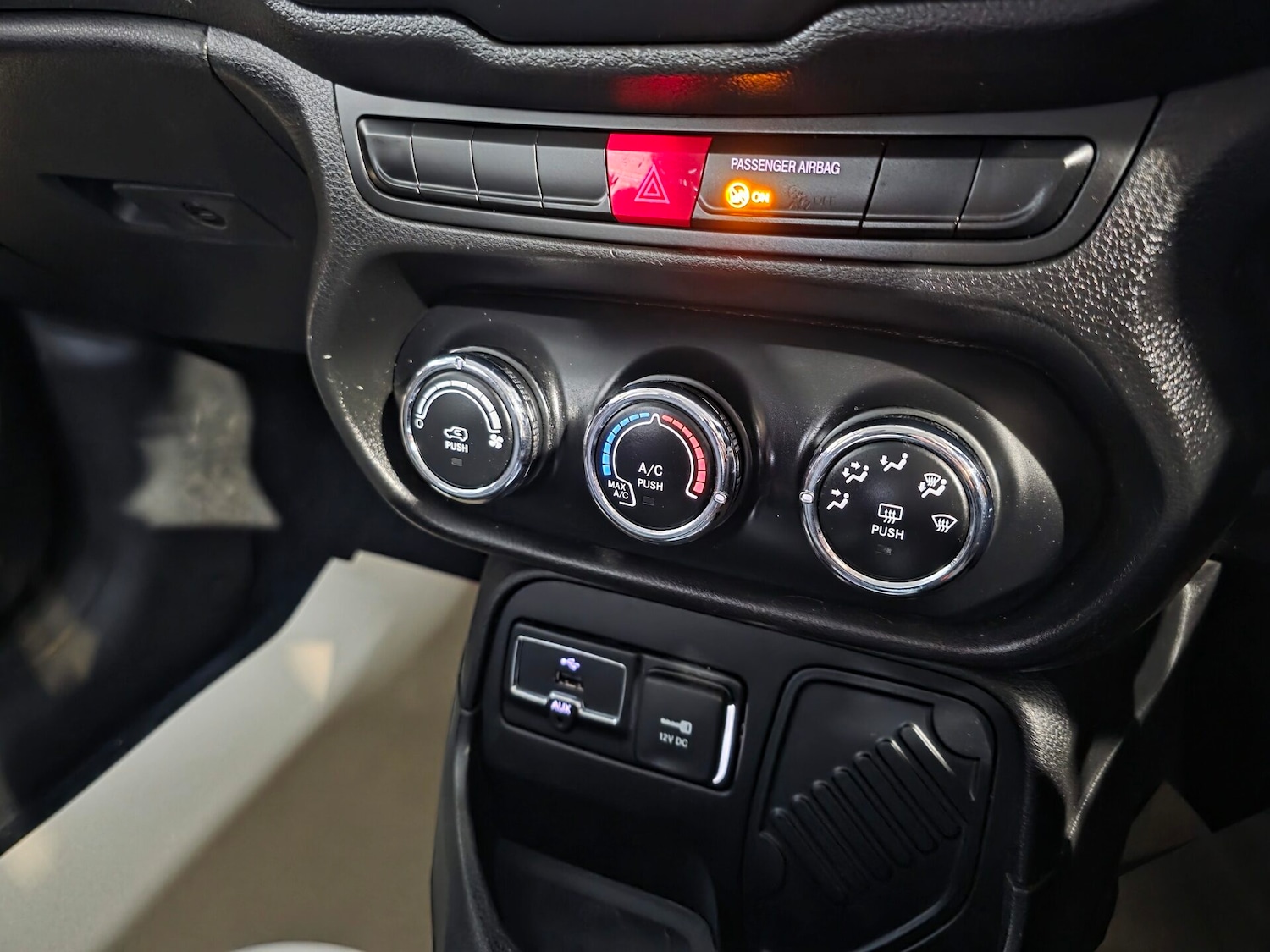 Used Jeep Renegade 2017 for sale - 77195267: Photo 15