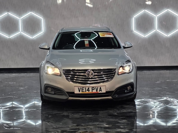 Used Vauxhall Insignia 2014 for sale - 73420695: Photo 2