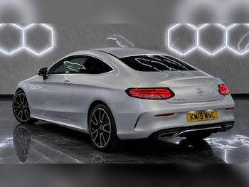 Used Mercedes-Benz C Class 2019 for sale - 79018276: Photo