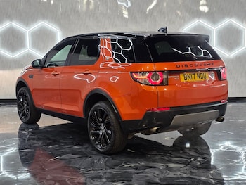Used Land Rover Discovery Sport 2017 for sale - 76569389: Photo