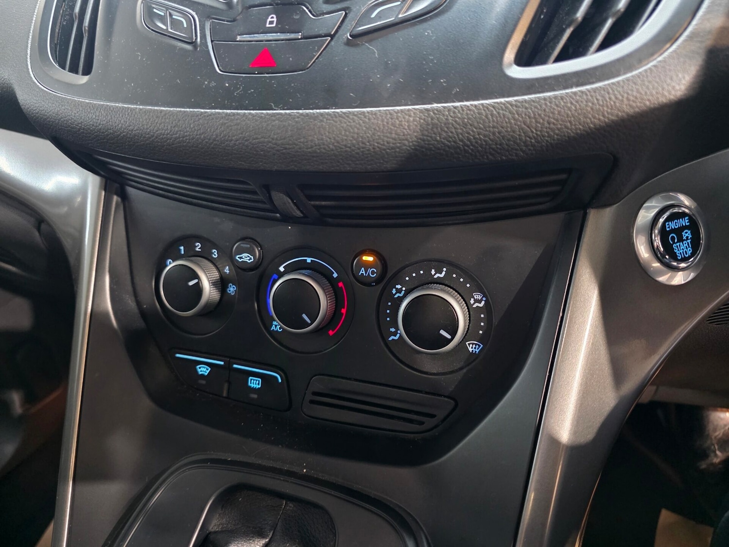 Used Ford Kuga 2014 for sale - 77114296: Photo 13