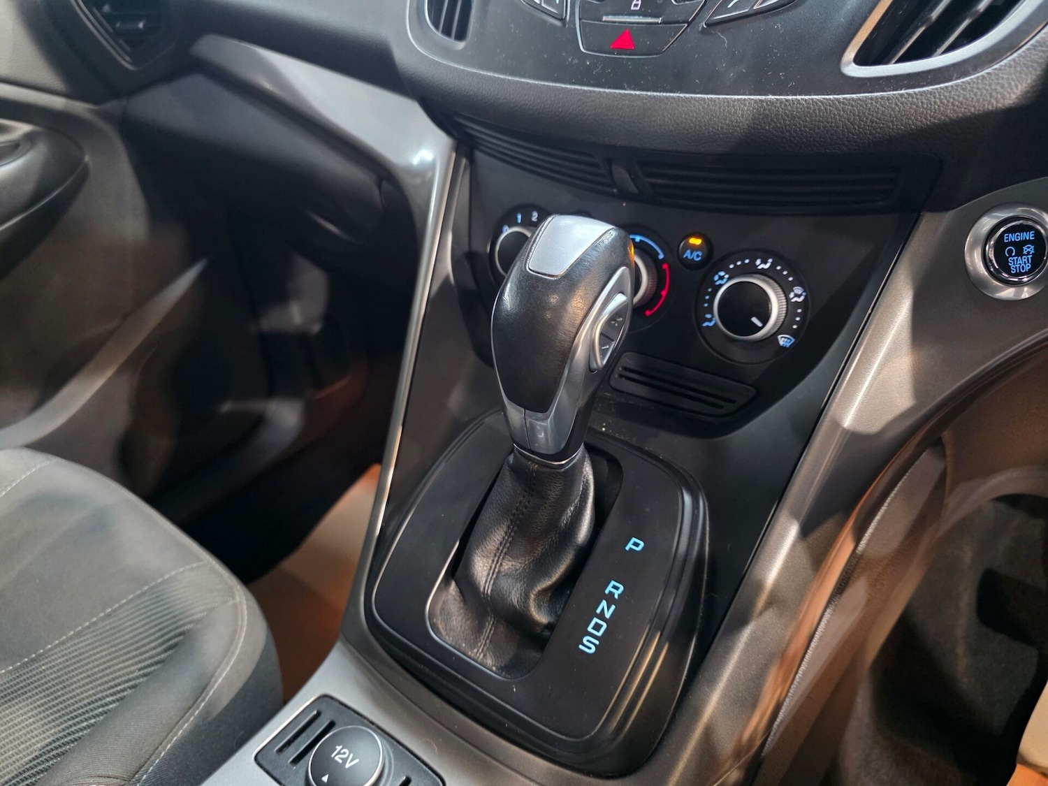 Used Ford Kuga 2014 for sale - 77114296: Photo 14