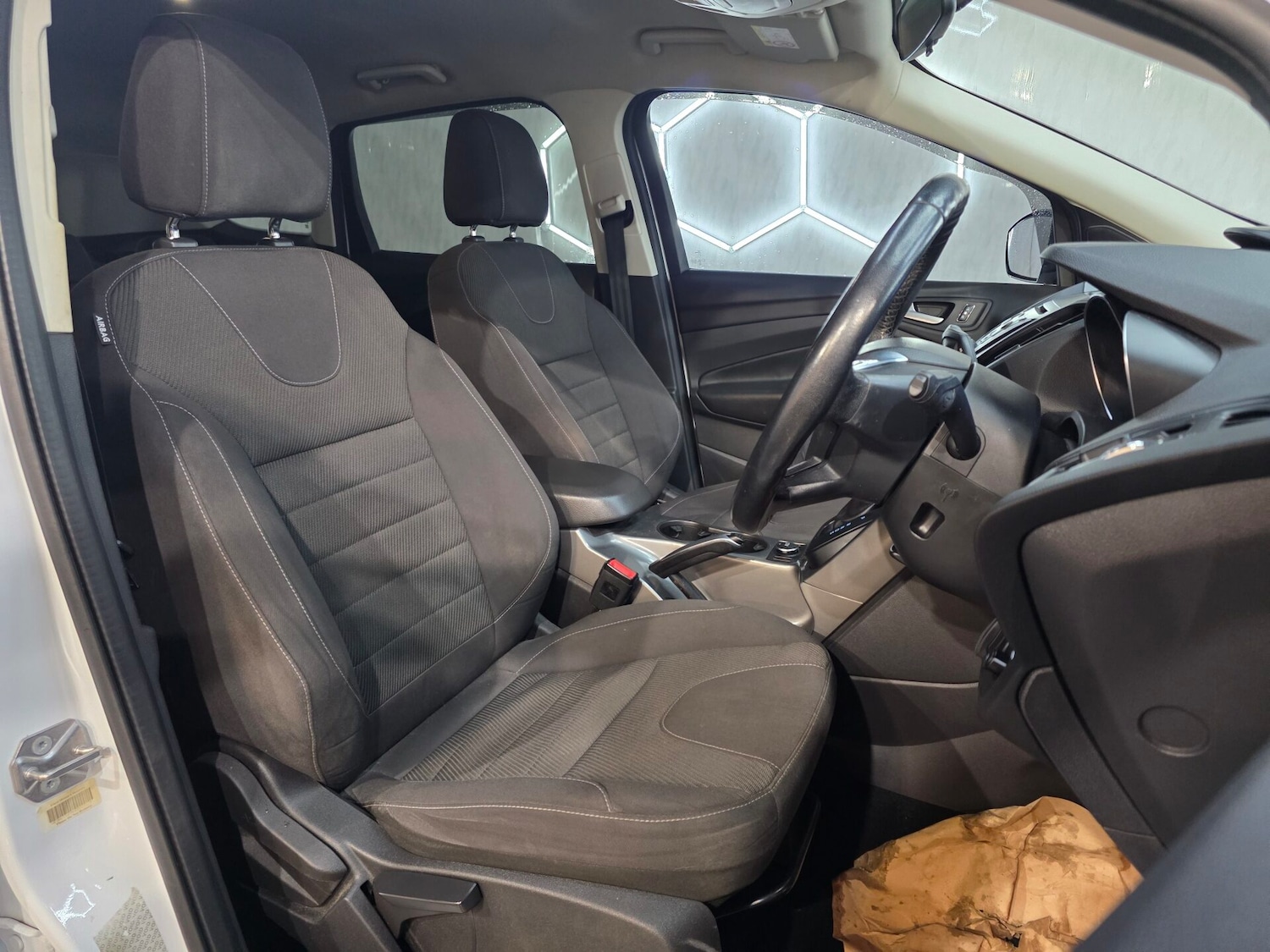 Used Ford Kuga 2014 for sale - 77114296: Photo 7