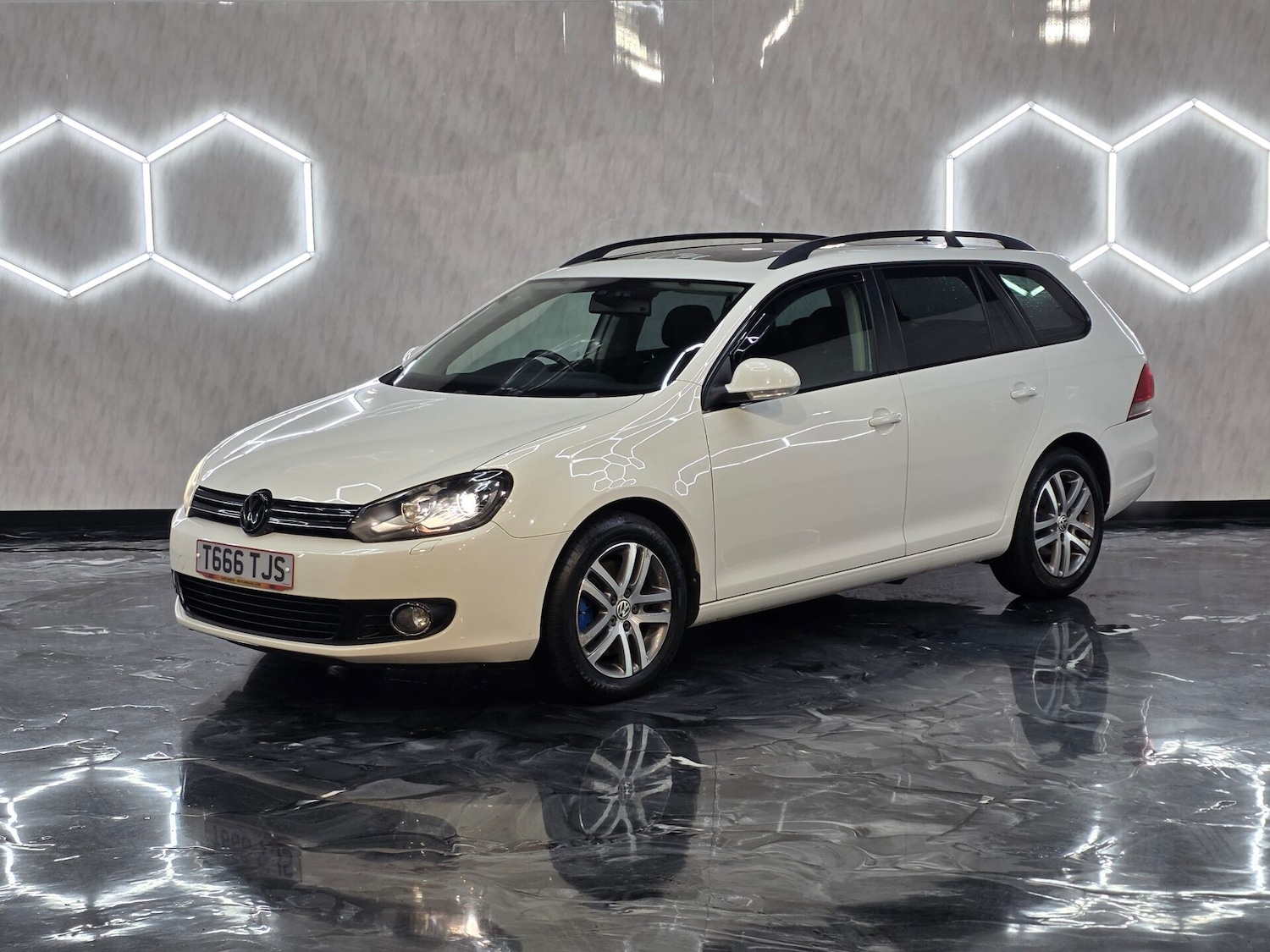 Used Volkswagen Golf for sale - 77094531: Photo 3