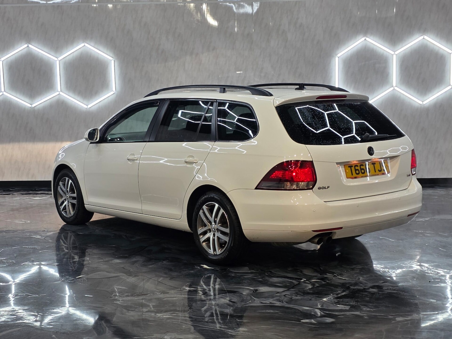 Used Volkswagen Golf for sale - 77094531: Photo 5