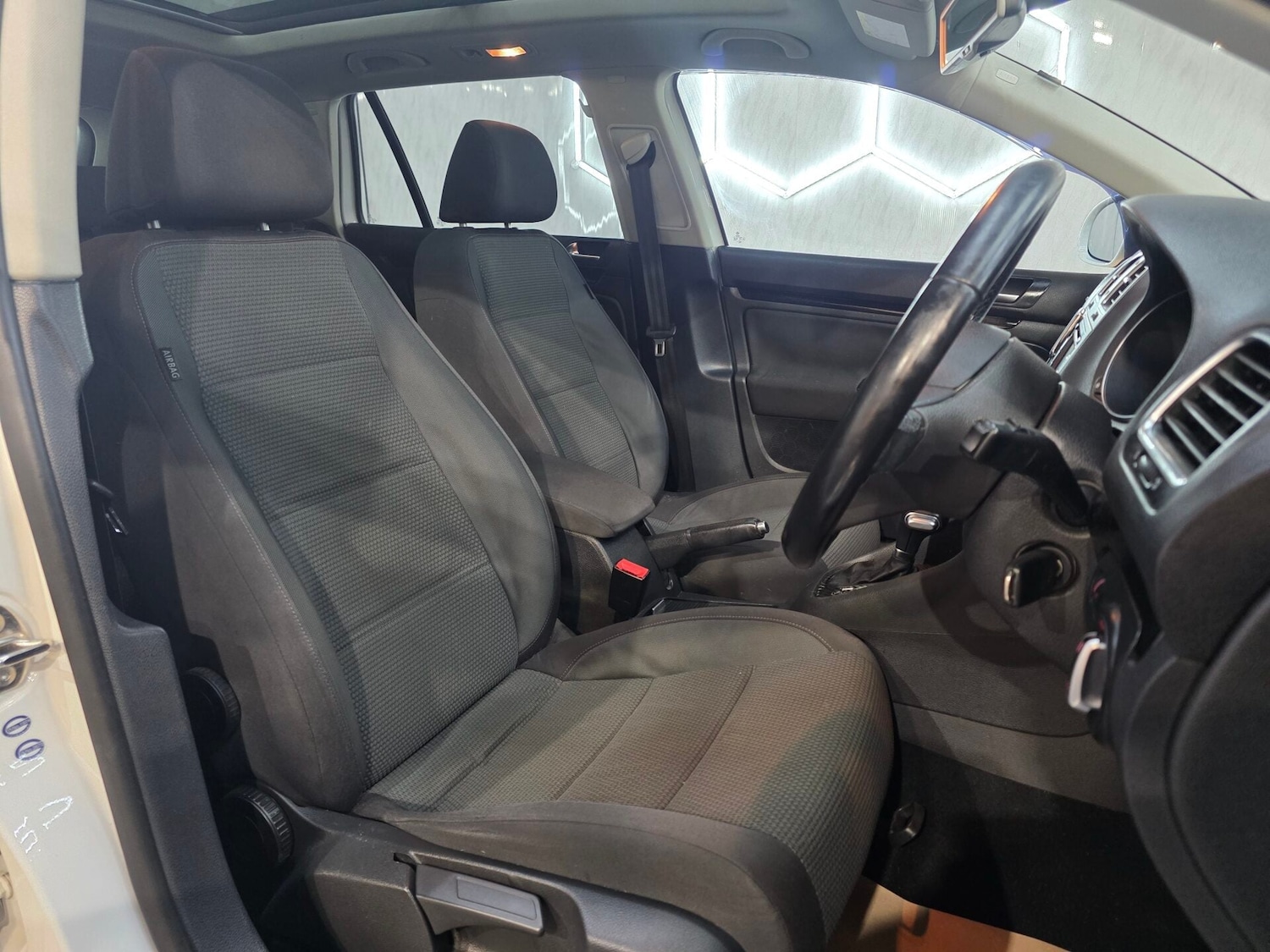 Used Volkswagen Golf for sale - 77094531: Photo 9