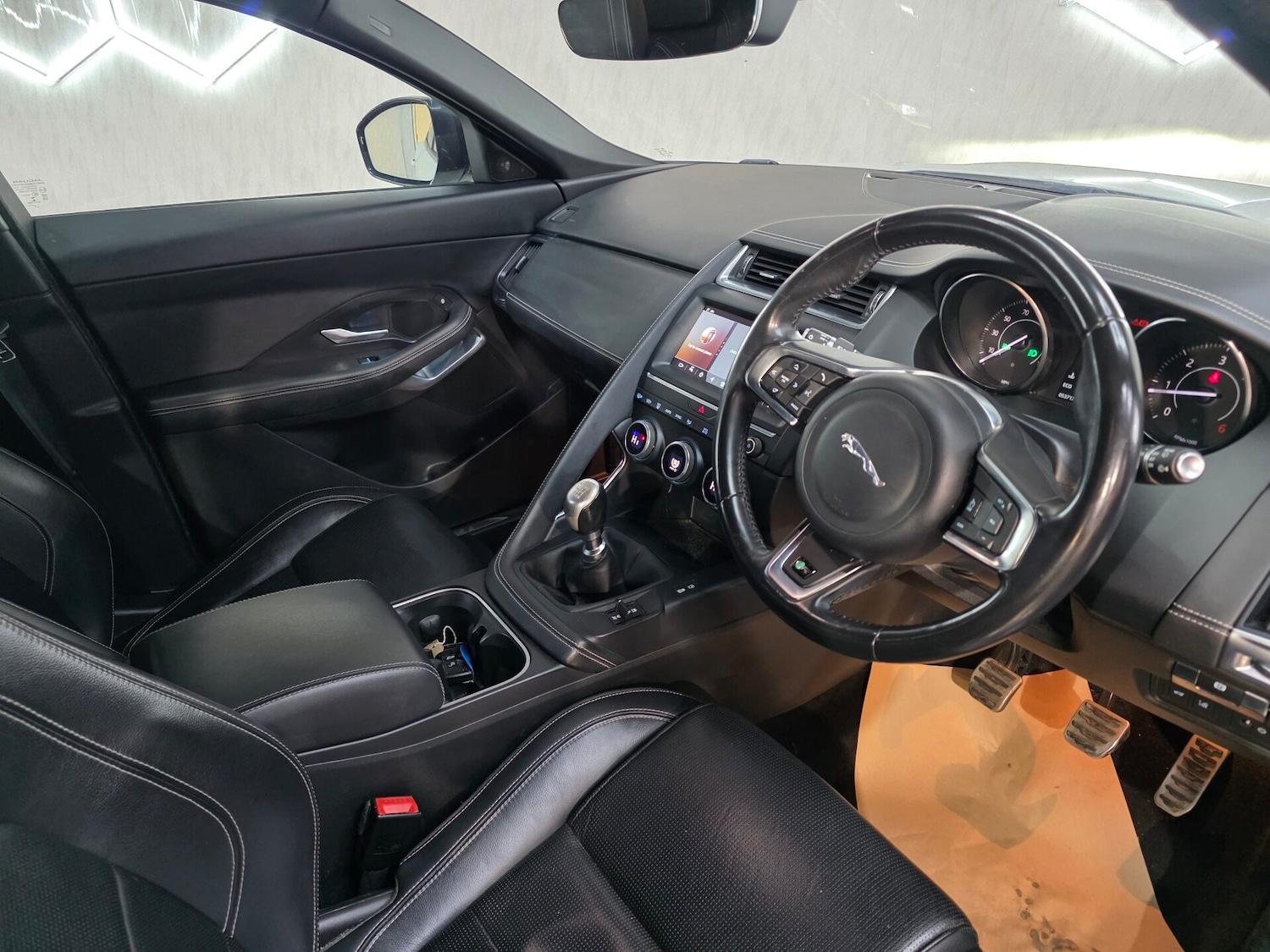 Used Jaguar E-Pace 2018 for sale - 77418439: Photo 10