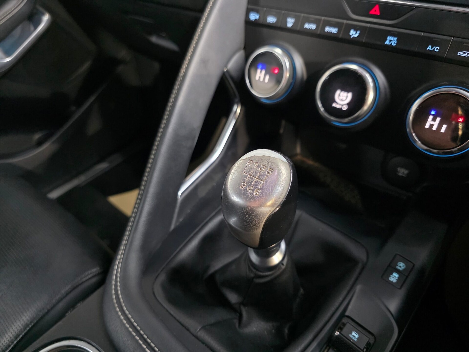 Used Jaguar E-Pace 2018 for sale - 77418439: Photo 15