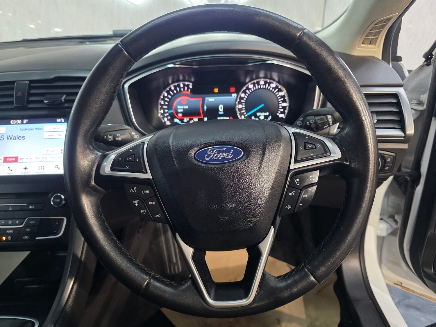 Used Ford Mondeo 2017 for sale - 78040401: Photo 14