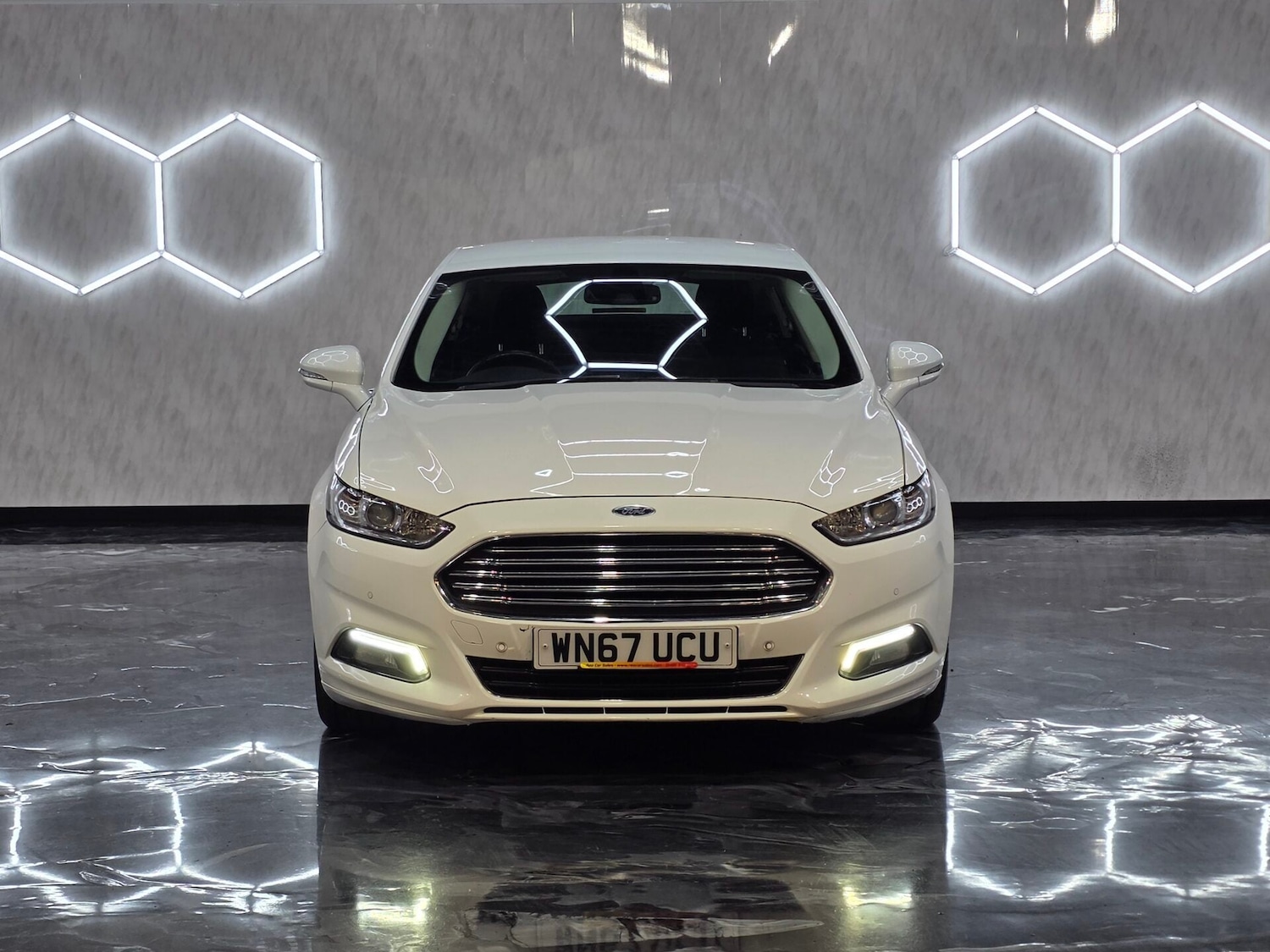 Used Ford Mondeo 2017 for sale - 78040401: Photo 2