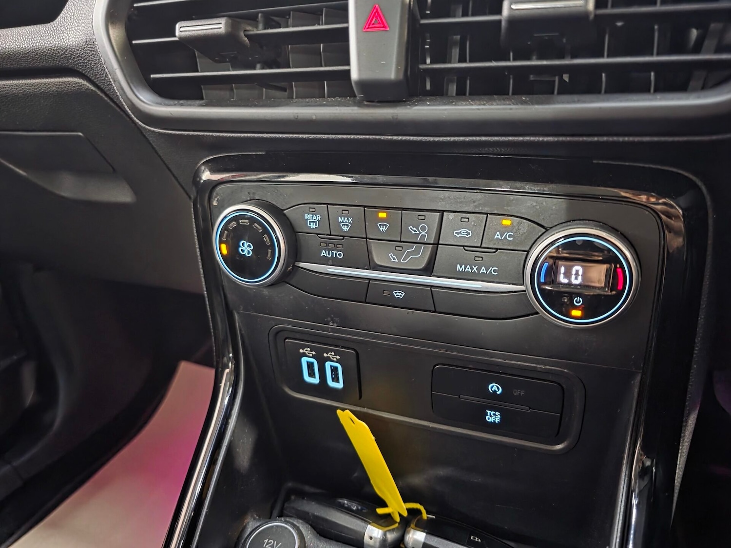 Used Ford Ecosport 2018 for sale - 75971626: Photo 15