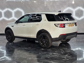 Used Land Rover Discovery Sport 2016 for sale - 78749800: Photo
