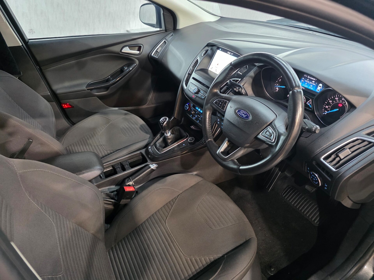 Used Ford Focus 2016 for sale - 76346655: Photo 8