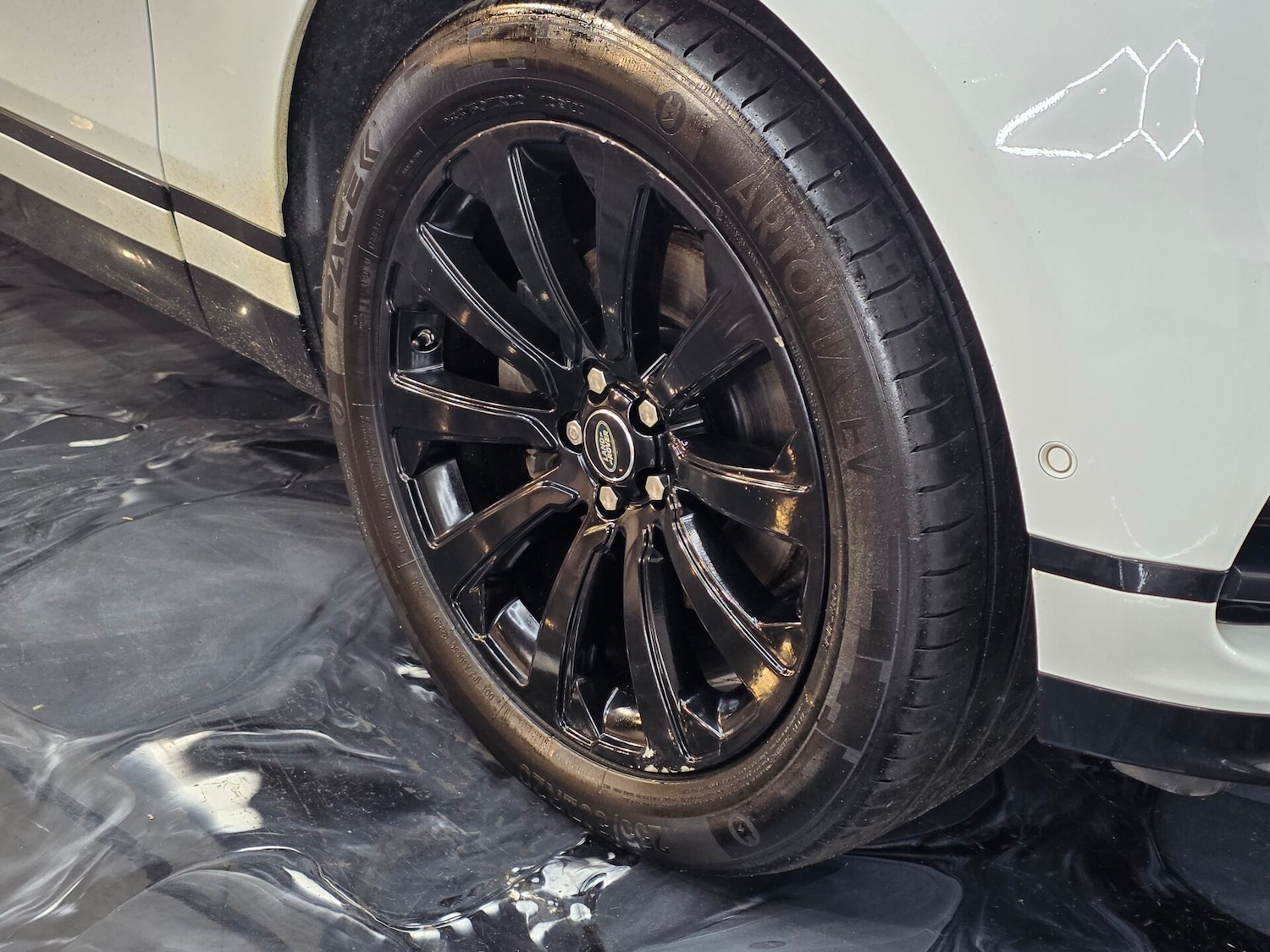 Used Land Rover Range Rover Velar 2019 for sale - 77363377: Photo 10