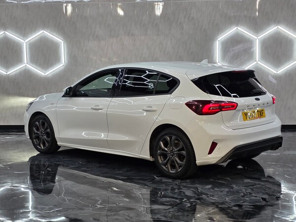 Used Ford Focus 2022 for sale - 74816508: Photo 4