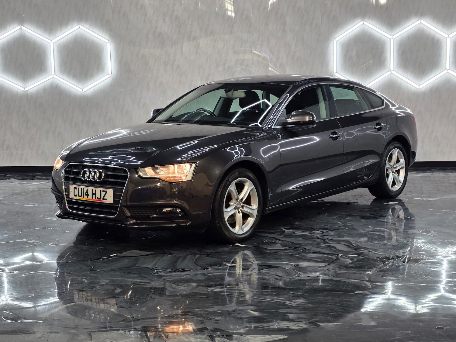 Used Audi A5 2014 for sale - 77003561: Photo 3